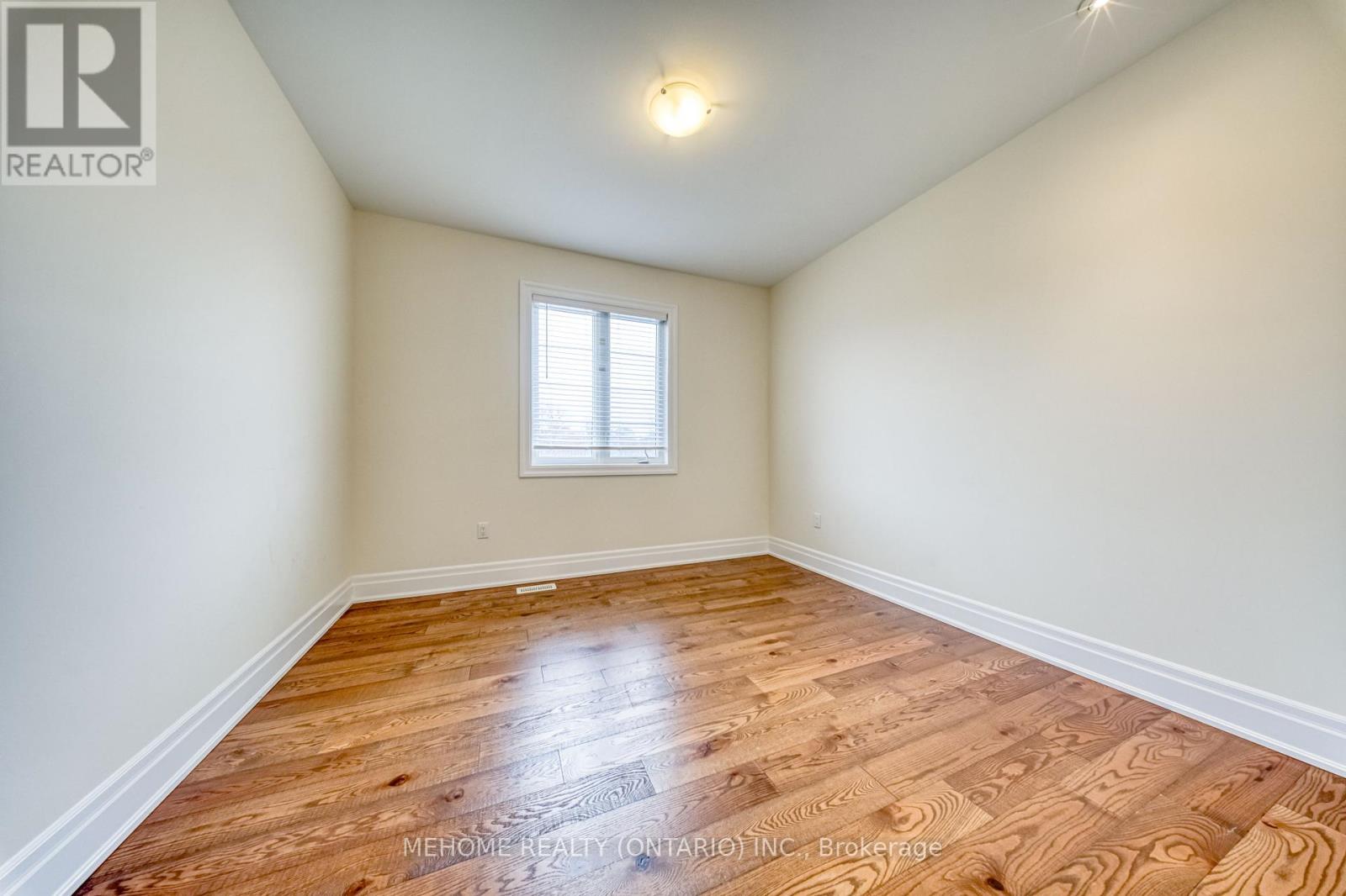 51 Bridgepointe Court, Aurora, Ontario  L4G 3H8 - Photo 27 - N12617356