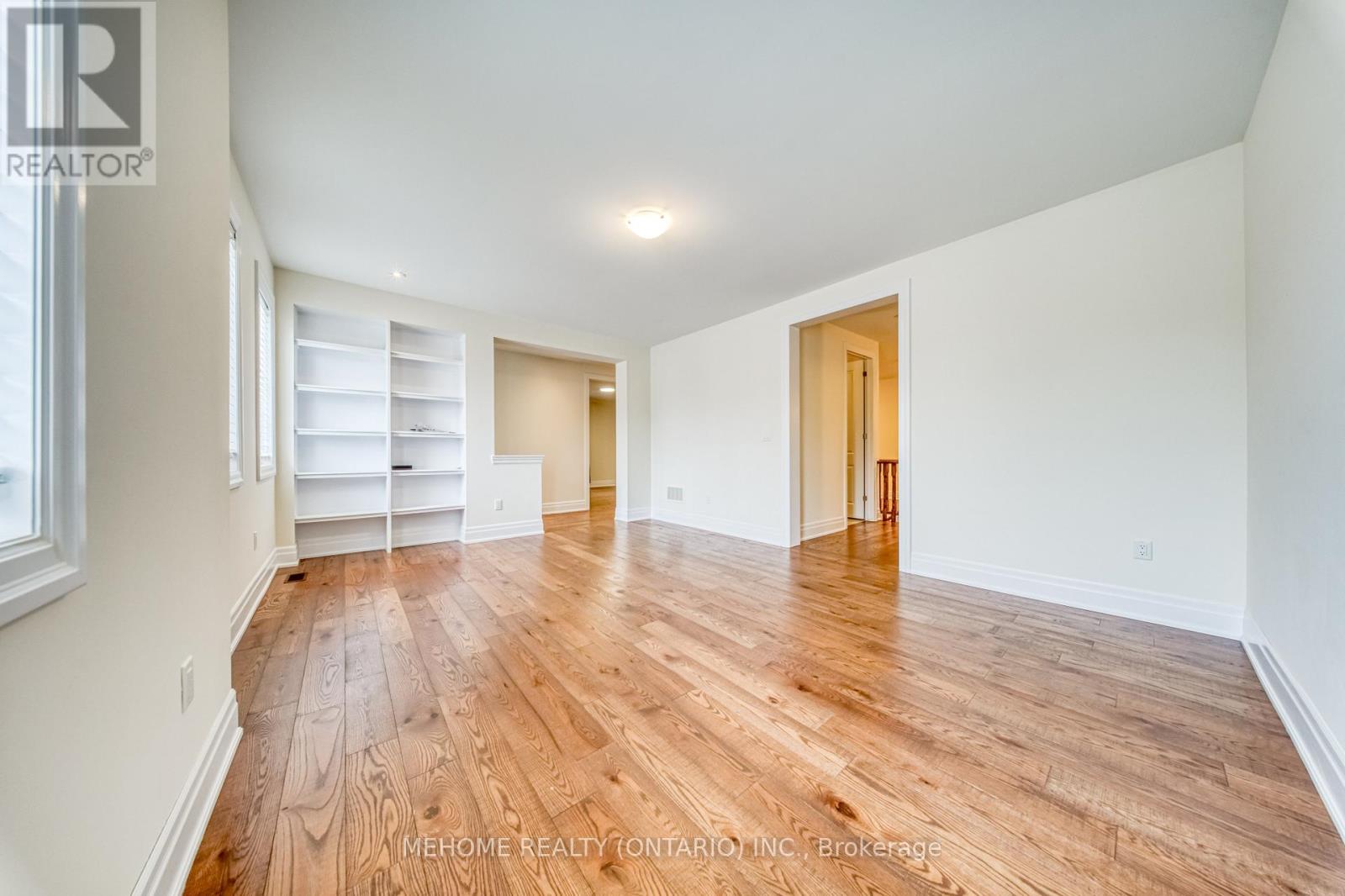 51 Bridgepointe Court, Aurora, Ontario  L4G 3H8 - Photo 30 - N12617356