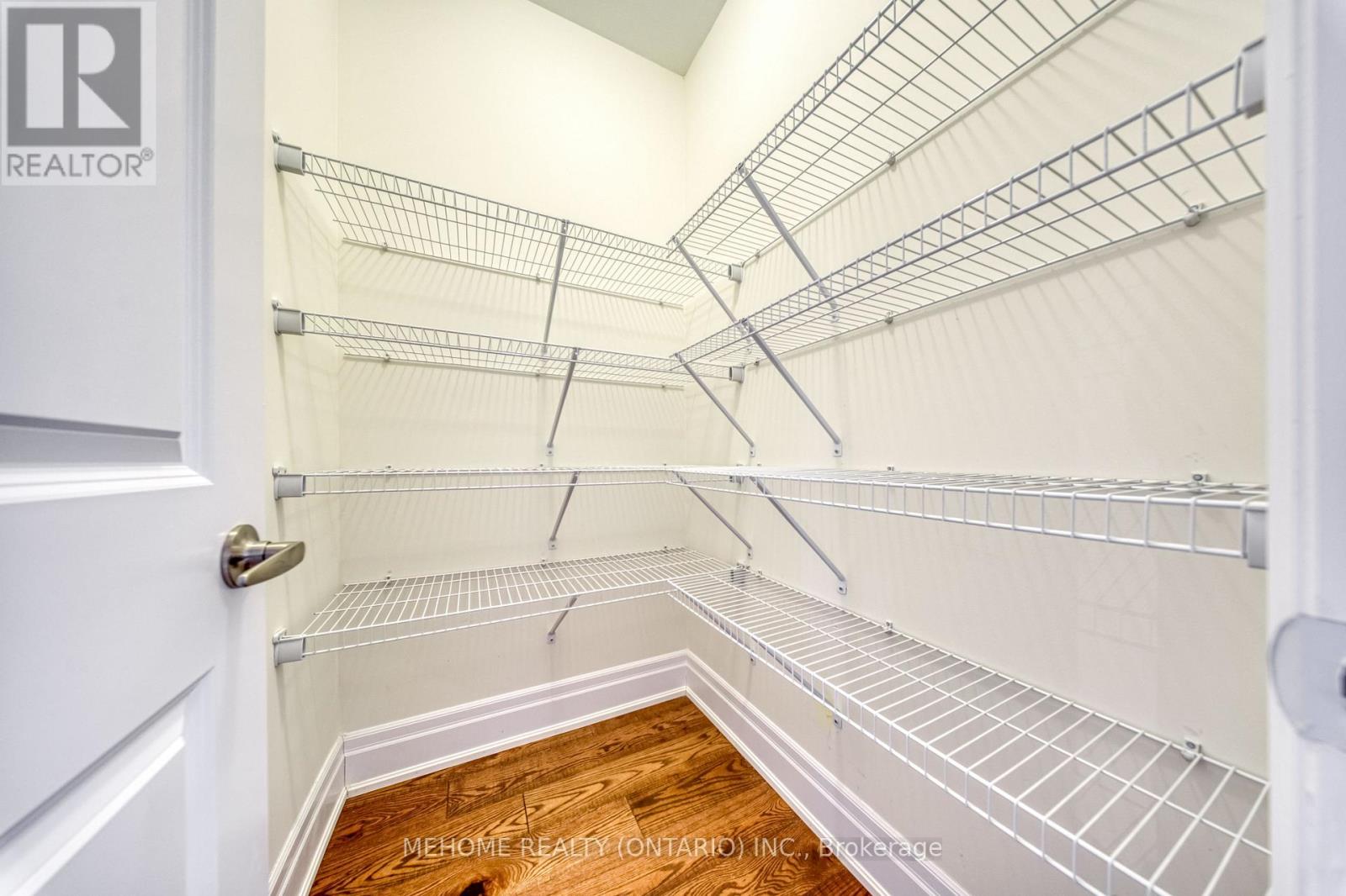 51 Bridgepointe Court, Aurora, Ontario  L4G 3H8 - Photo 32 - N12617356