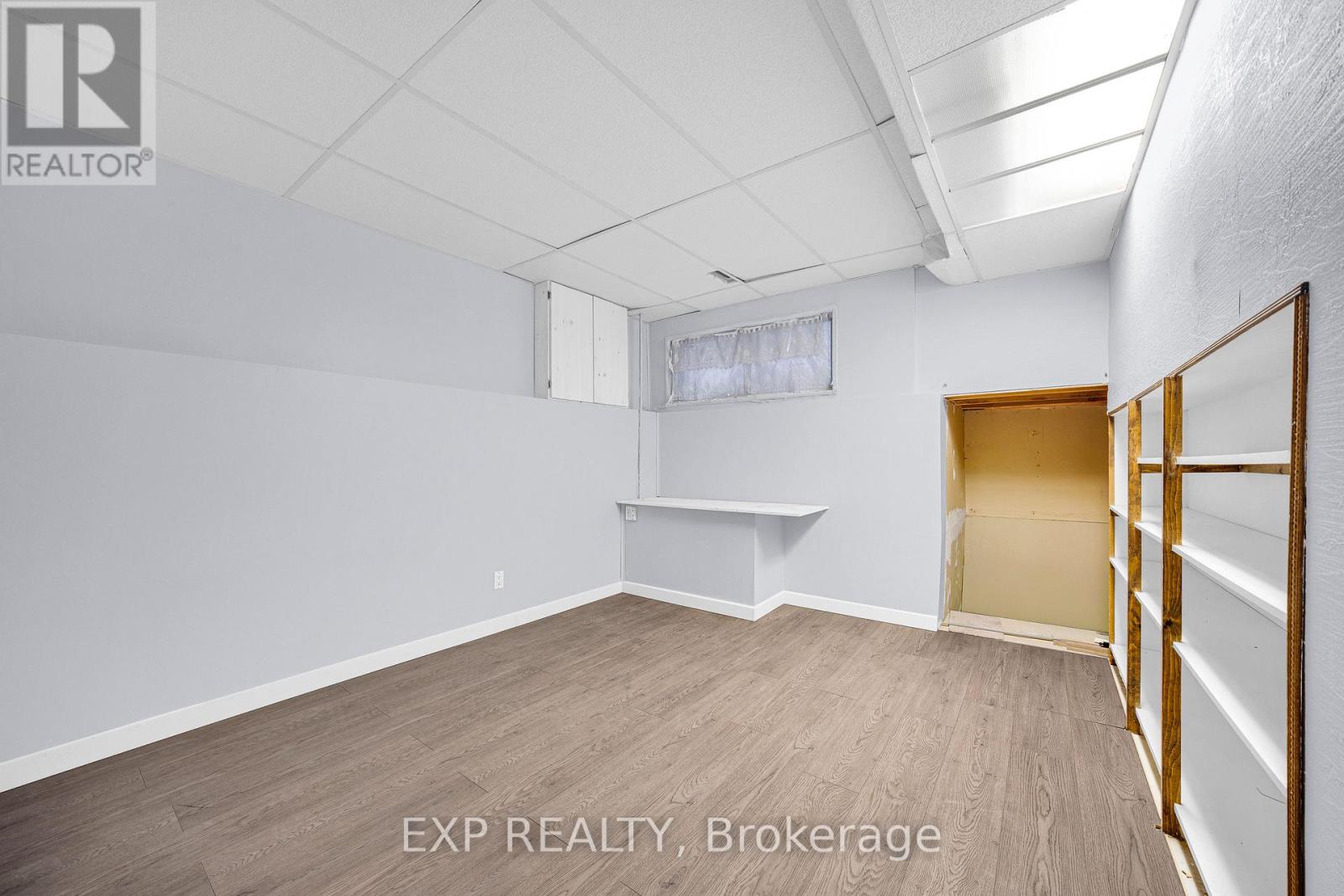 4 Huntersfield Drive, Ottawa, Ontario  K1T 3E4 - Photo 34 - X12650870