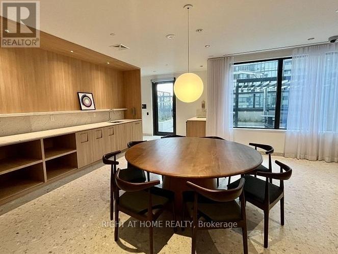 3212 - 395 Square One Drive, Mississauga, Ontario  L5P 0P6 - Photo 44 - W12650860