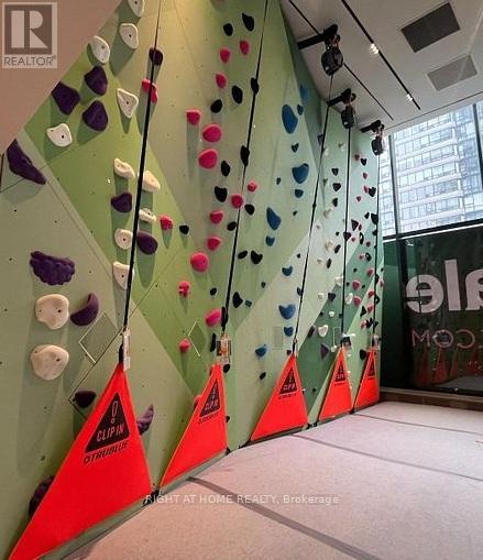 3212 - 395 Square One Drive, Mississauga, Ontario  L5P 0P6 - Photo 48 - W12650860