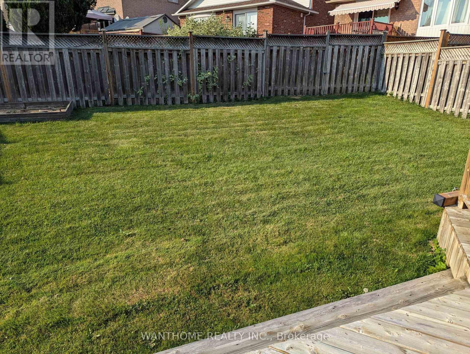 5533 Loonlake Avenue, Mississauga, Ontario  L5V 2E3 - Photo 8 - W12650866