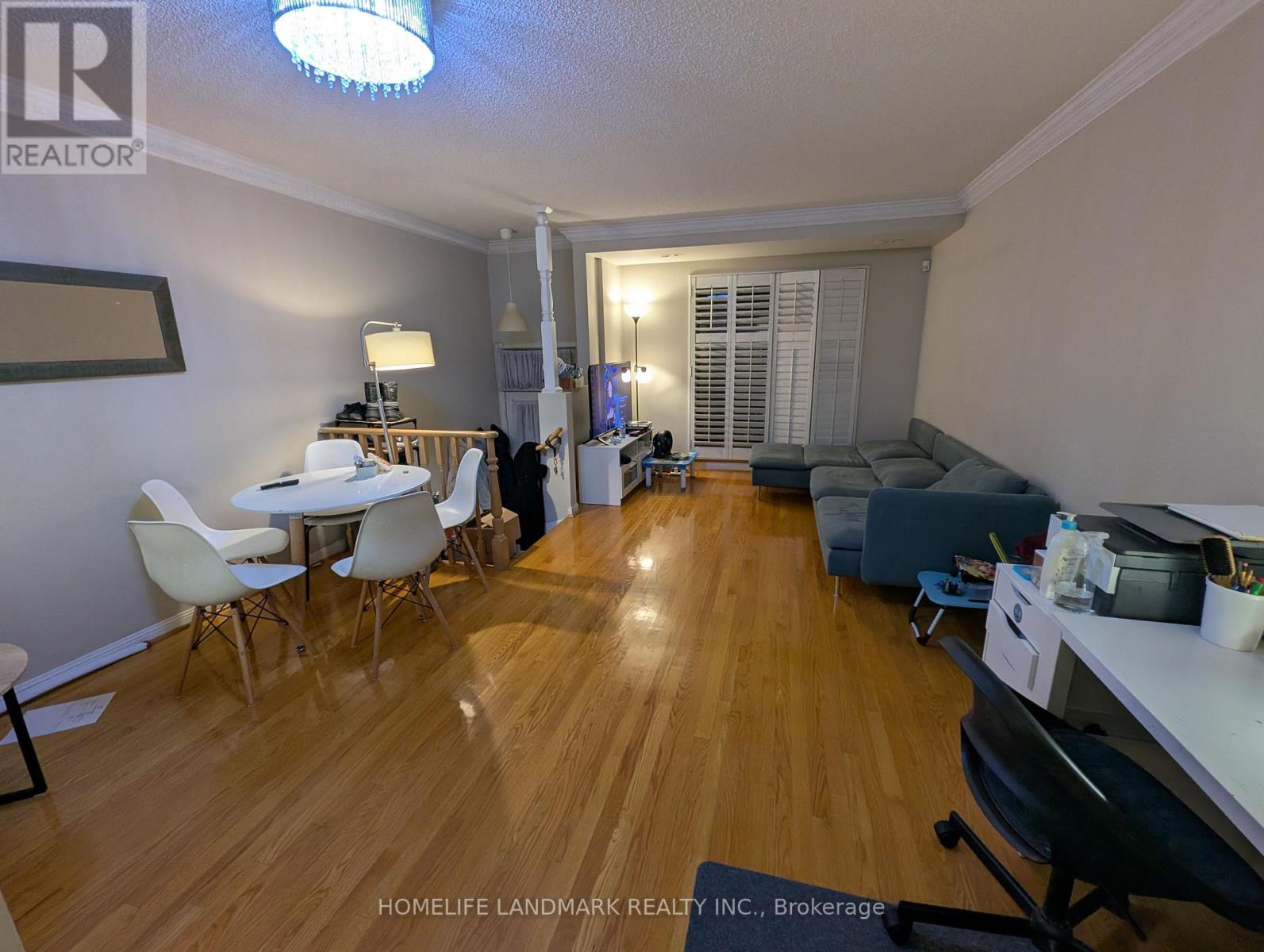 1002 - 28 SOMMERSET WAY, Toronto, Ontario