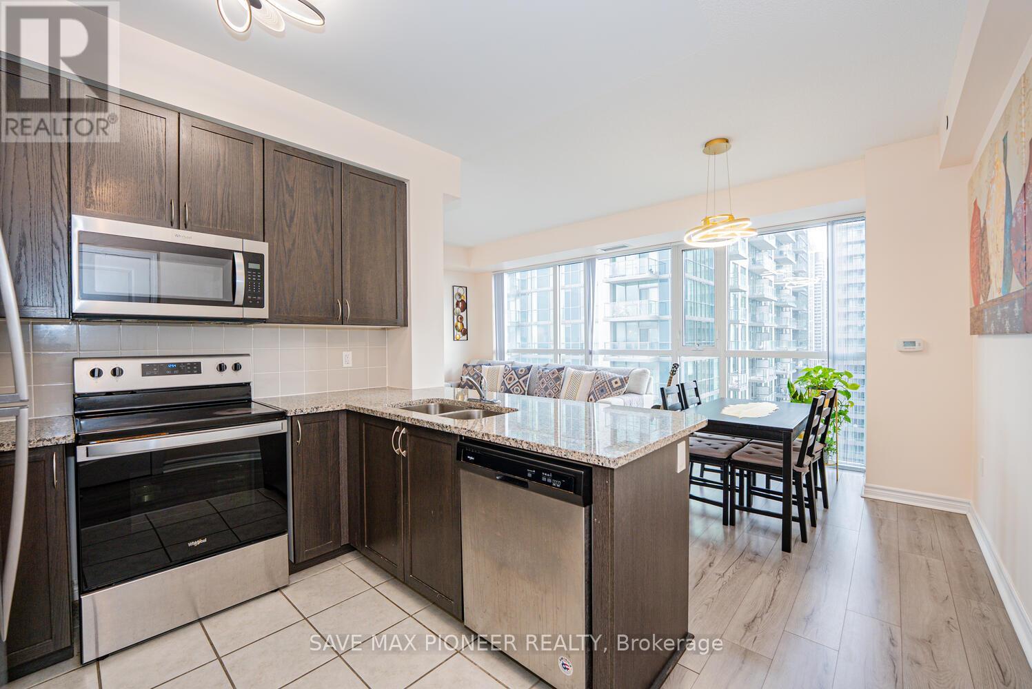 1606 - 349 Rathburn Road W, Mississauga, Ontario  L5B 0G9 - Photo 14 - W12649896