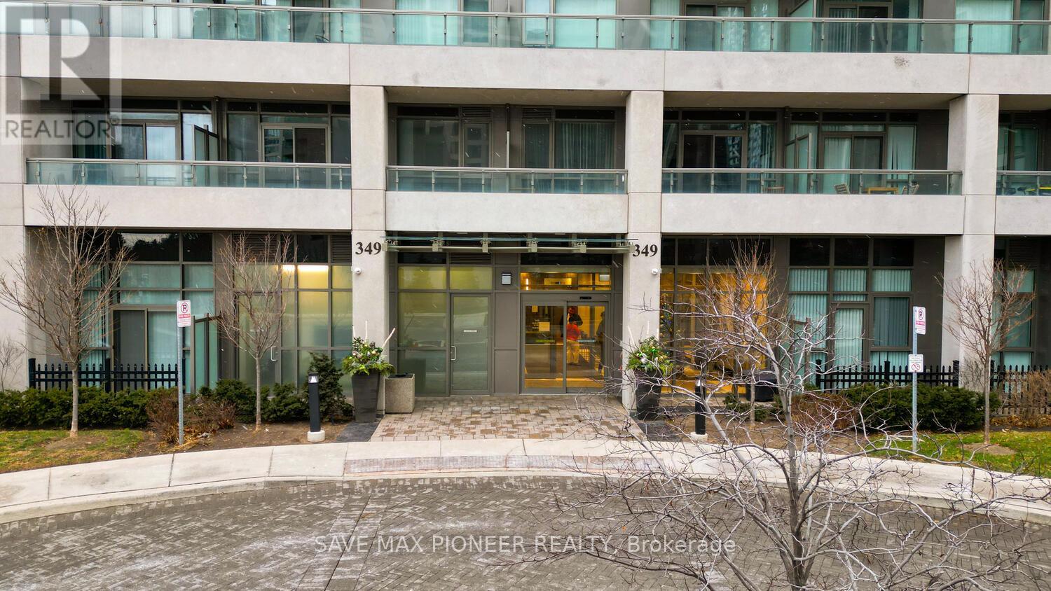 1606 - 349 Rathburn Road W, Mississauga, Ontario  L5B 0G9 - Photo 4 - W12649896