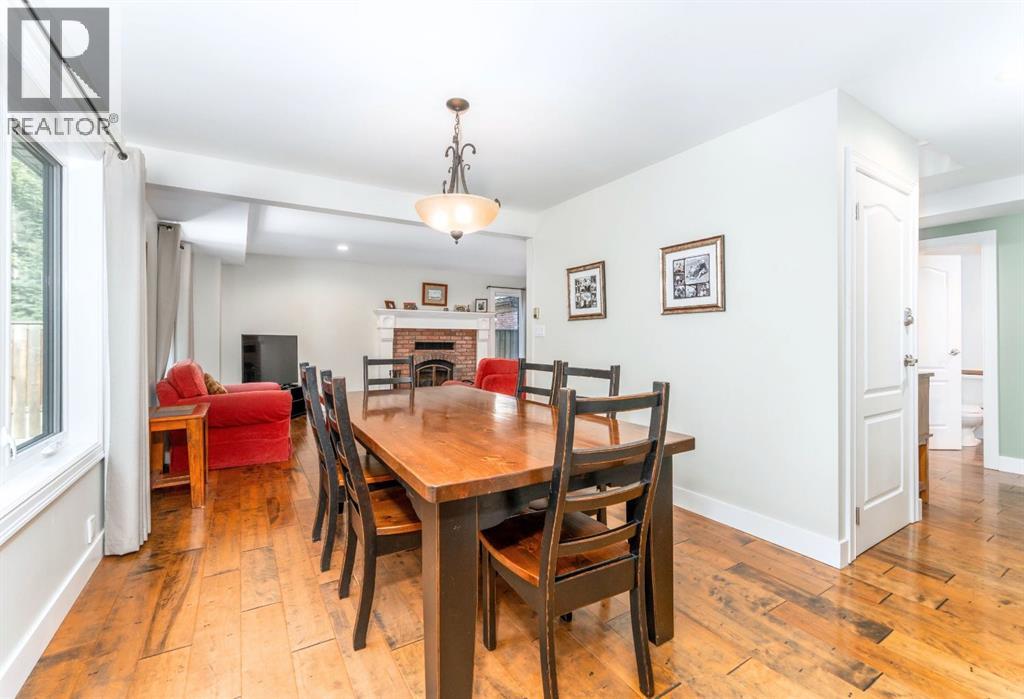 4 Woodside Lane, Canmore, Alberta  T1W 1T1 - Photo 25 - A2276183