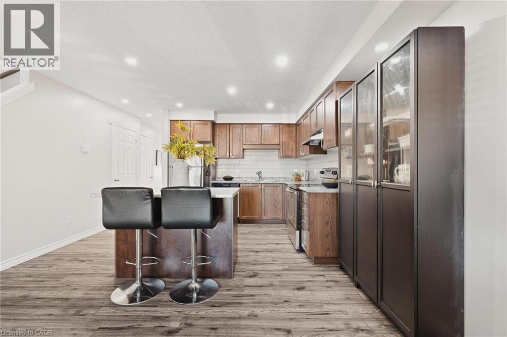 1989 S Ottawa Street S Unit# 47, Kitchener, Ontario  N2E 0G7 - Photo 8 - 40785236