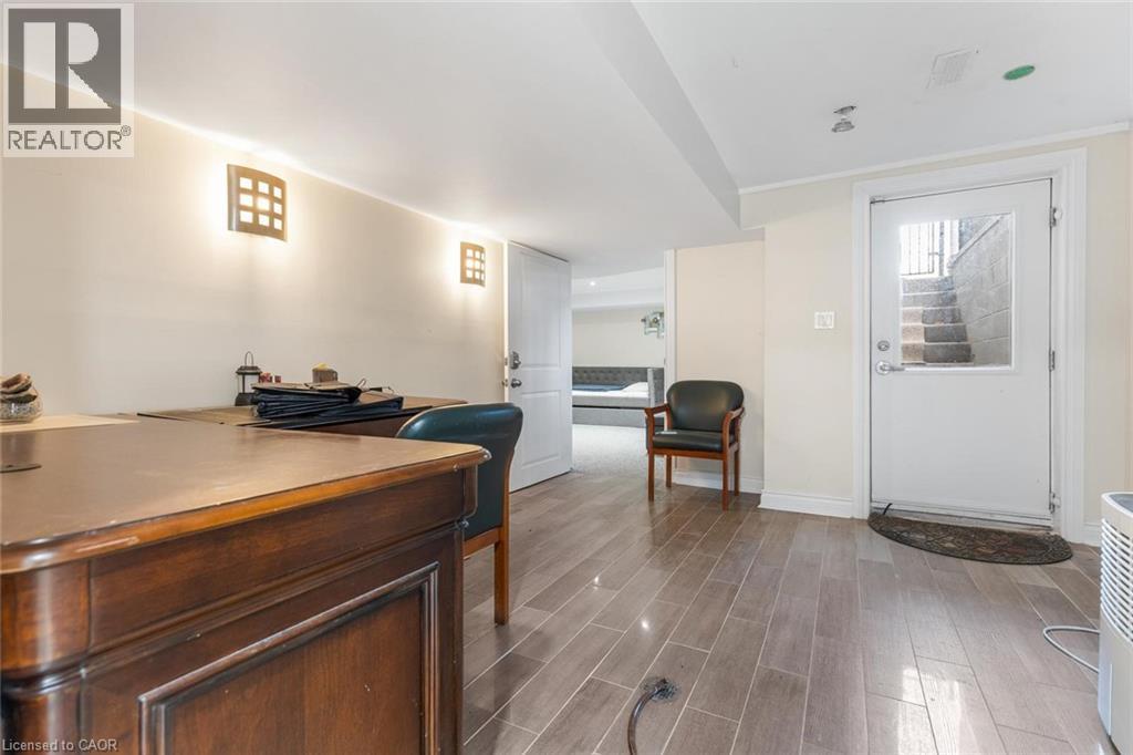 1073 N Service Road, Hamilton, Ontario  L8E 5E1 - Photo 36 - 40789522