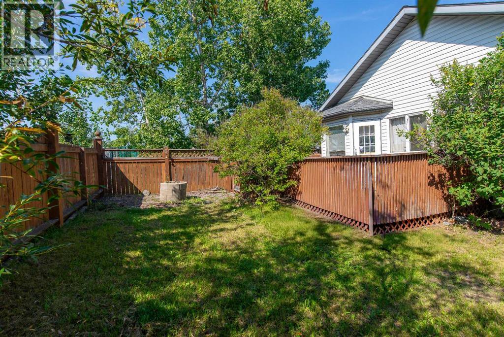 152 Valley Meadow Close Nw, Calgary, Alberta  T3B 5M2 - Photo 29 - A2275357