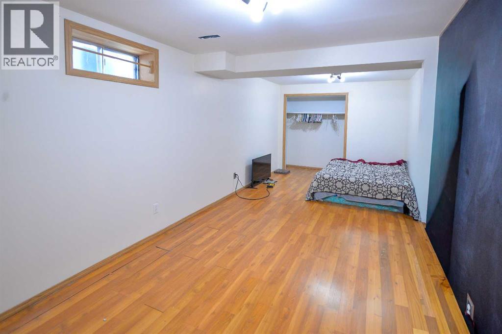 152 Valley Meadow Close Nw, Calgary, Alberta  T3B 5M2 - Photo 24 - A2275357