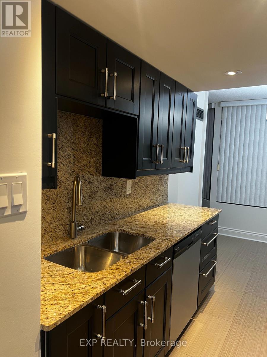 209 - 7420 Bathurst Street, Vaughan, Ontario  L4J 6X4 - Photo 3 - N12650894