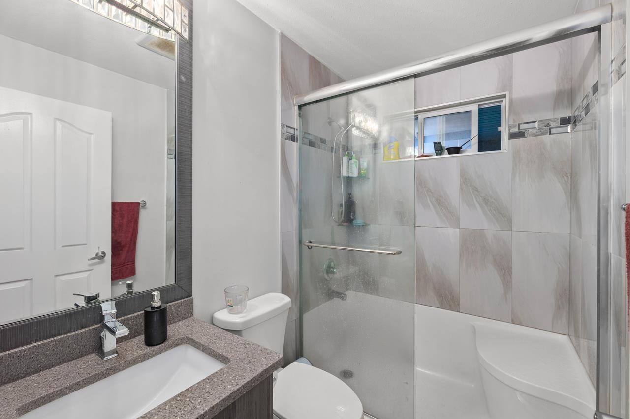 31626 Harmony Court, Abbotsford, British Columbia  V2T 6S7 - Photo 37 - R3060151