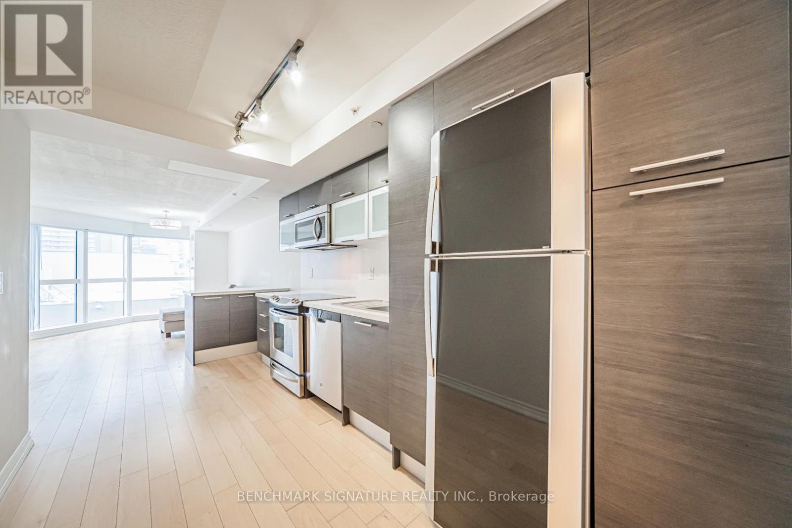 1416 - 386 Yonge Street, Toronto, Ontario  M5B 0A5 - Photo 12 - C12551562