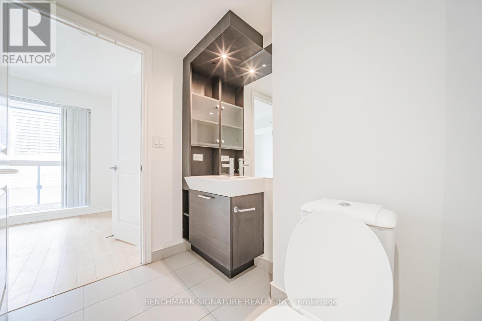 1416 - 386 Yonge Street, Toronto, Ontario  M5B 0A5 - Photo 23 - C12551562