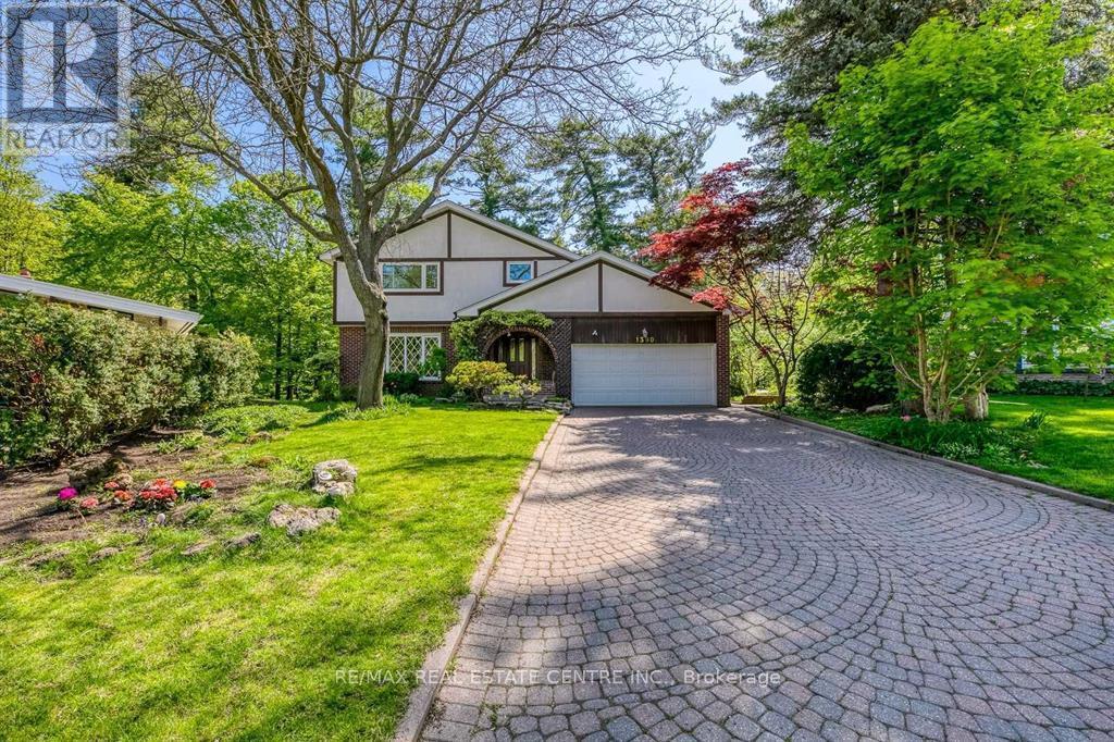 Legal Basement Unit - 1390 Conliffe Court, Mississauga, Ontario  L5C 1R3 - Photo 2 - W12650914