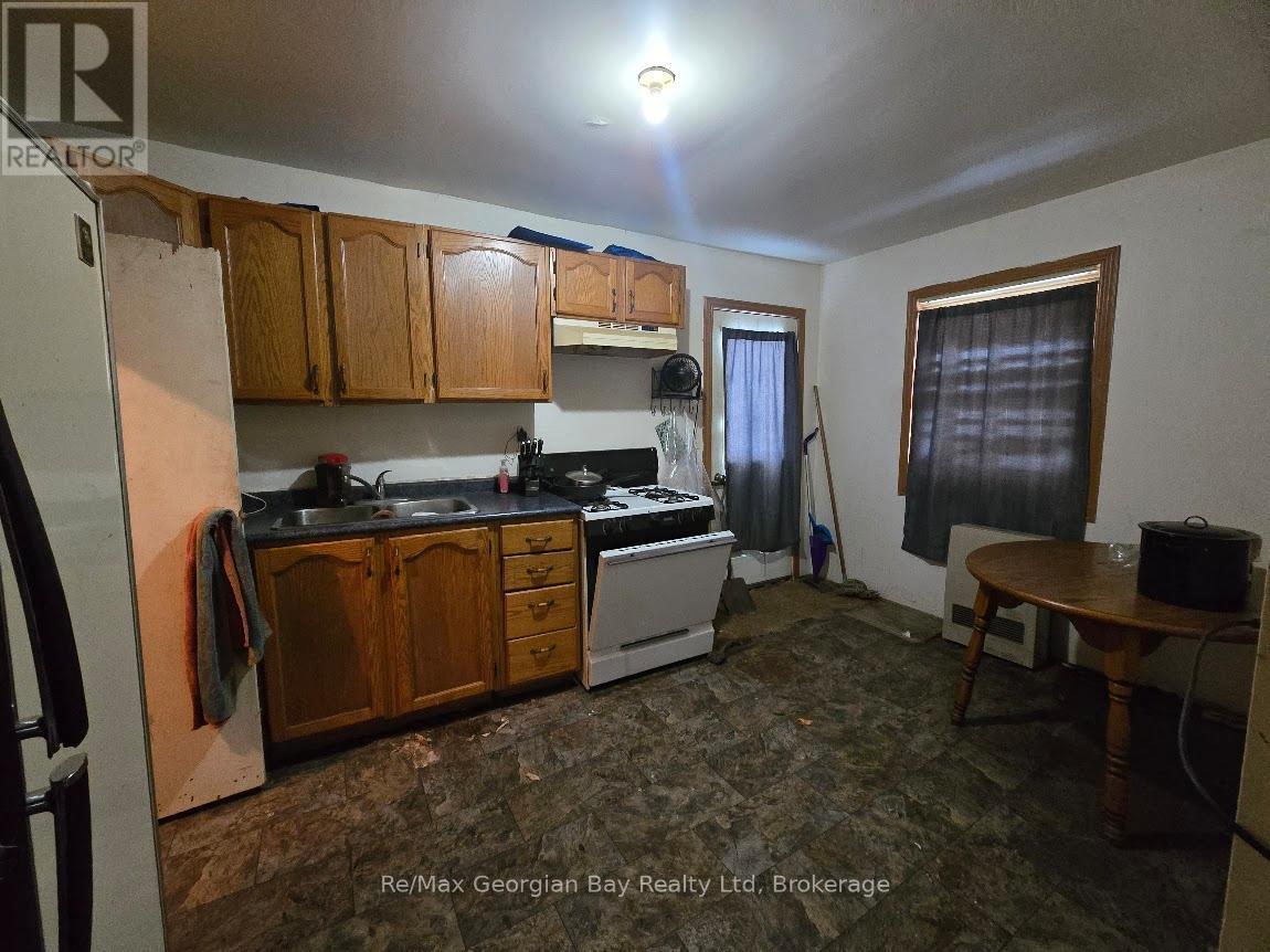 111 Andrew Street S, Orillia, Ontario  L3V 5J3 - Photo 12 - S12491918