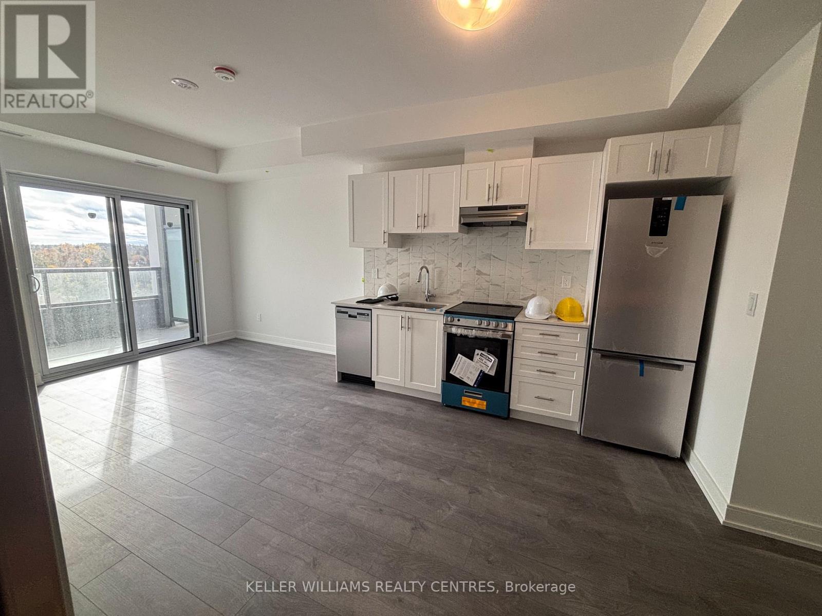 709 - 705 Davis Drive, Newmarket, Ontario  L3Y 0J1 - Photo 4 - N12650930