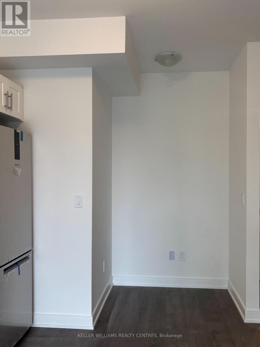 709 - 705 Davis Drive, Newmarket, Ontario  L3Y 0J1 - Photo 7 - N12650930