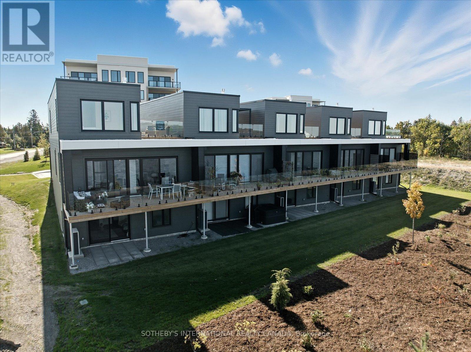 17 - 19b West St N Street, Kawartha Lakes, Ontario  K0M 1N0 - Photo 4 - X12423920