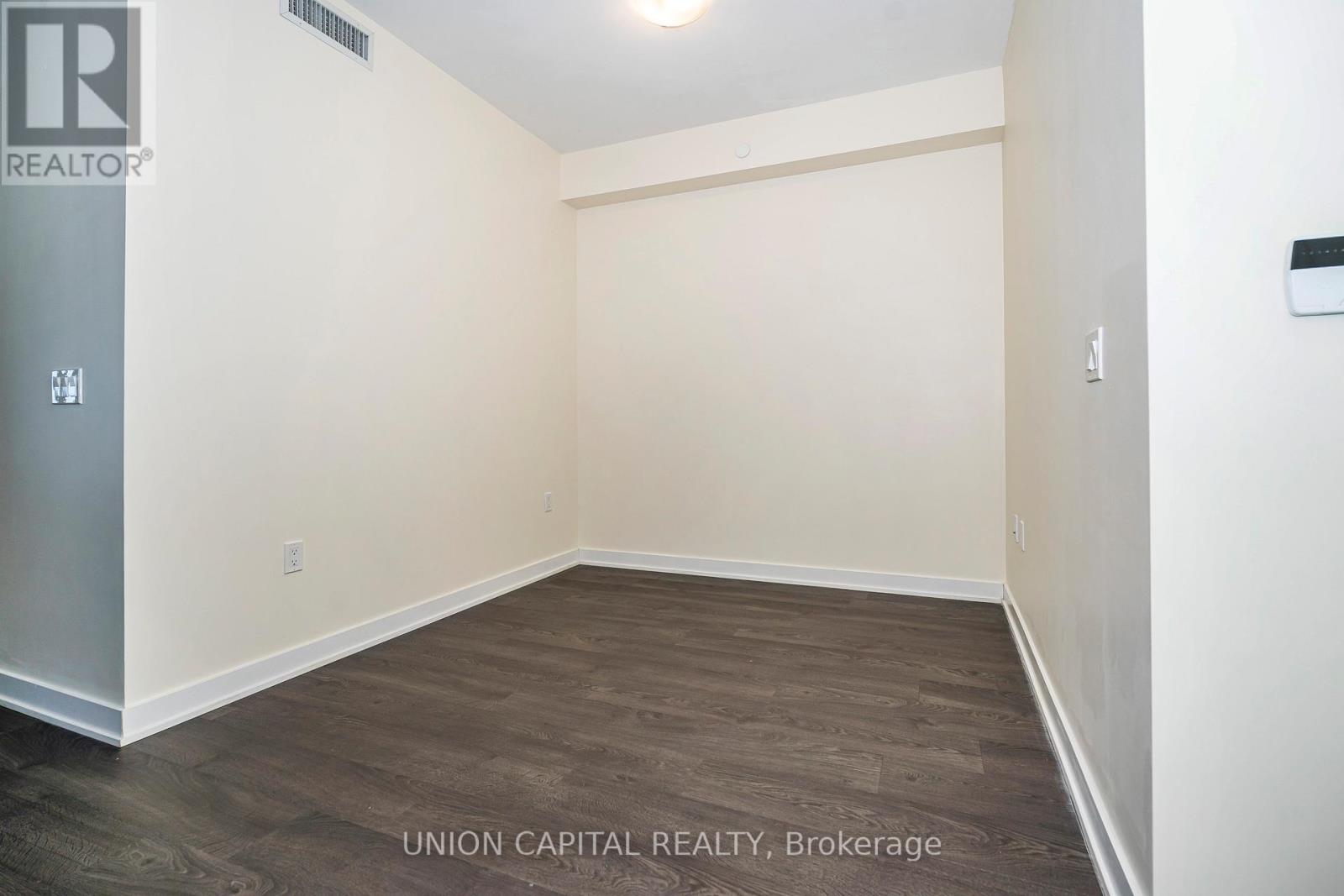 1001 - 4699 Glen Erin Drive, Mississauga, Ontario  L5M 2E5 - Photo 14 - W12650942