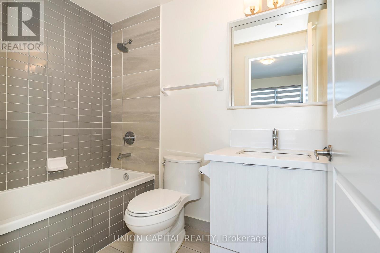 1001 - 4699 Glen Erin Drive, Mississauga, Ontario  L5M 2E5 - Photo 8 - W12650942