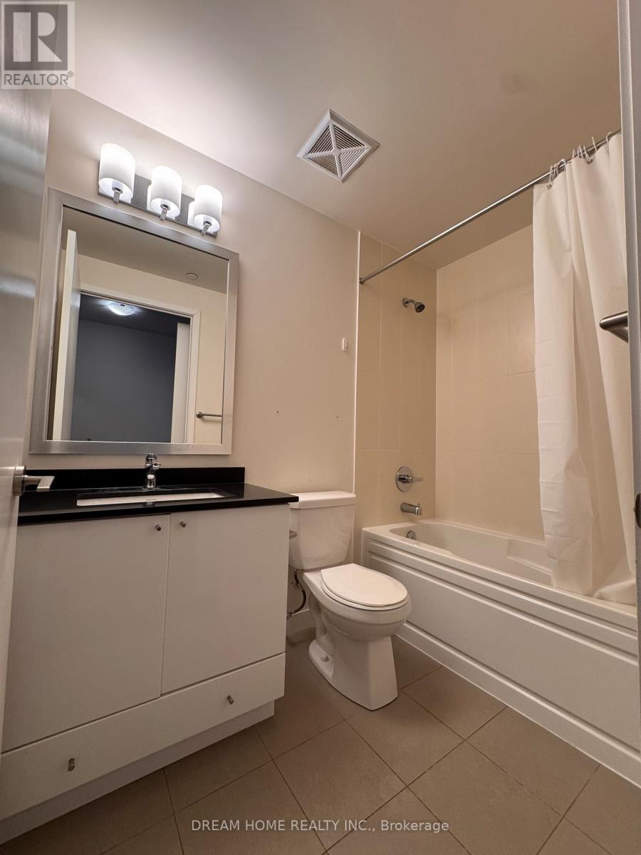 2009 - 3975 Grand Park Drive E, Mississauga, Ontario  L5B 0K4 - Photo 21 - W12650948