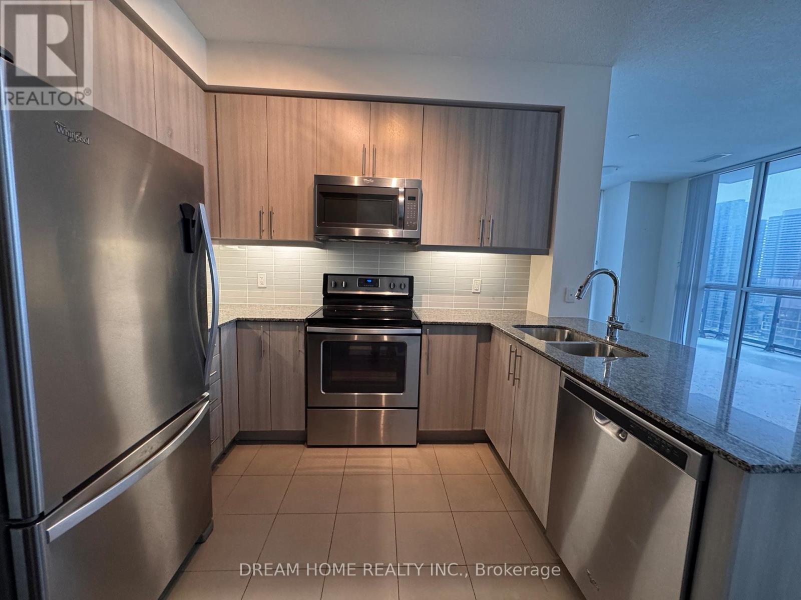 2009 - 3975 Grand Park Drive E, Mississauga, Ontario  L5B 0K4 - Photo 7 - W12650948