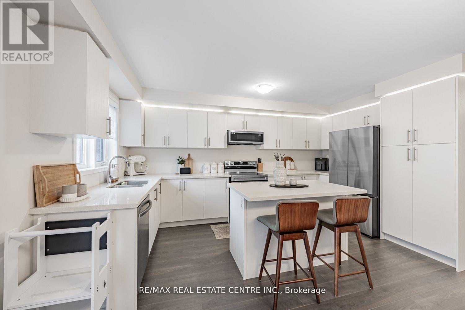 1310 Bradenton Path, Oshawa, Ontario  L1K 1H2 - Photo 10 - E12650978