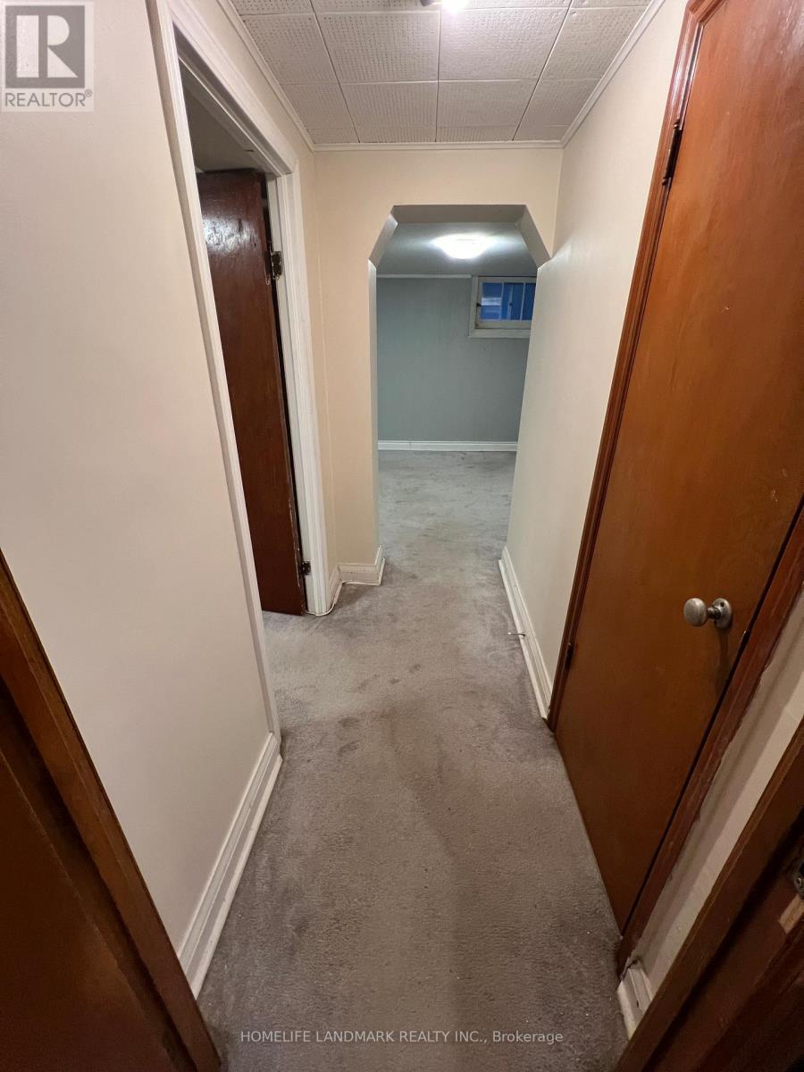 (Bsmt) - 11 Hutton Avenue, Toronto, Ontario  M4C 3L2 - Photo 7 - E12650980