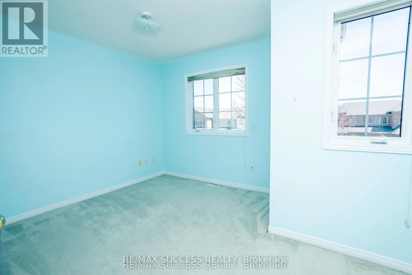 384 Flagstone Way W, Newmarket, Ontario  L3X 2R3 - Photo 6 - N12650976