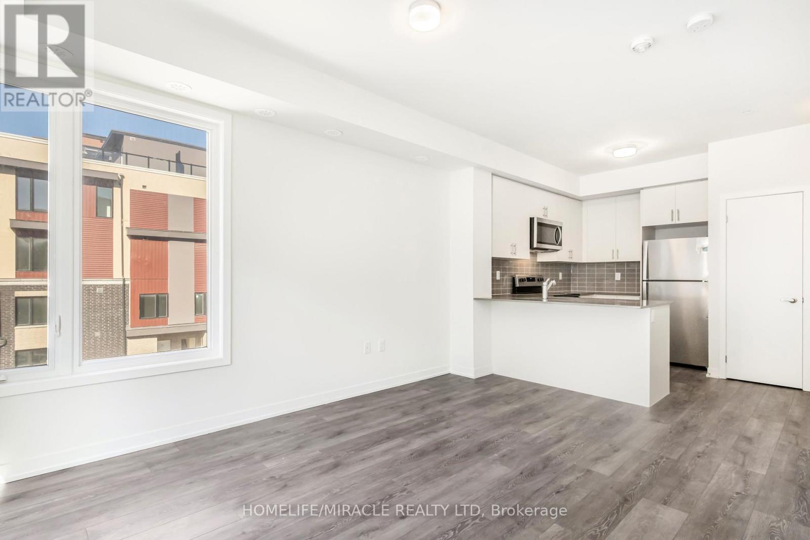 16 - 3415 Ridgeway Drive, Mississauga, Ontario  L5L 0B9 - Photo 10 - W12650984