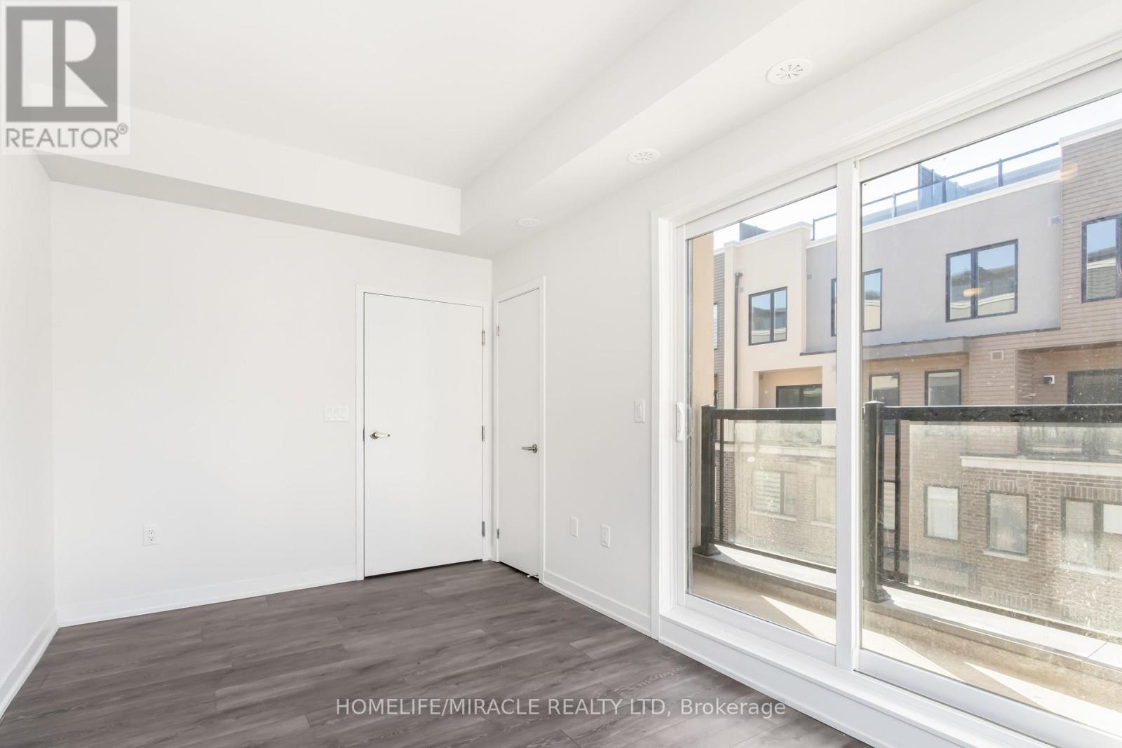 16 - 3415 Ridgeway Drive, Mississauga, Ontario  L5L 0B9 - Photo 14 - W12650984