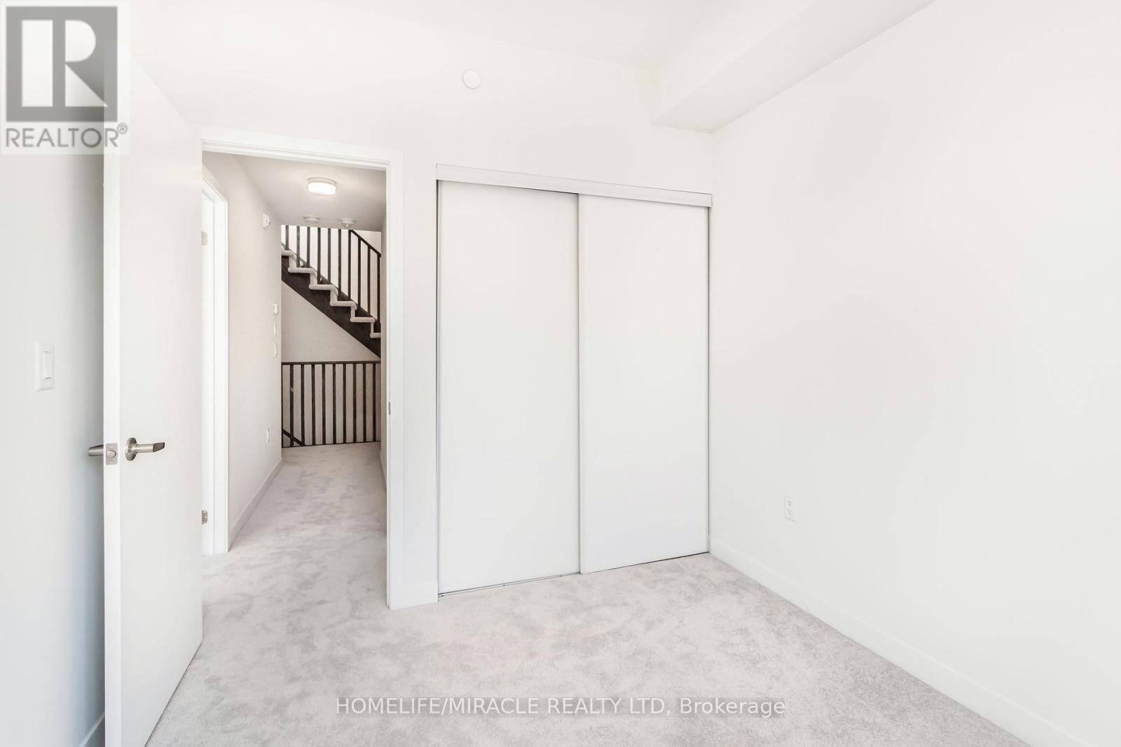 16 - 3415 Ridgeway Drive, Mississauga, Ontario  L5L 0B9 - Photo 23 - W12650984