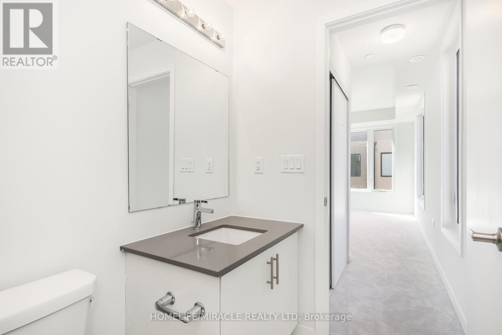 16 - 3415 Ridgeway Drive, Mississauga, Ontario  L5L 0B9 - Photo 27 - W12650984