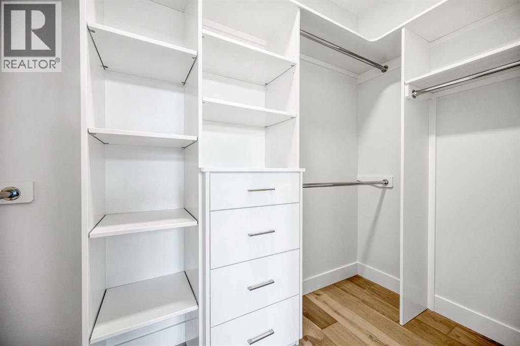 2006 26a Street Sw, Calgary, Alberta  T3E 2C1 - Photo 17 - A2245237