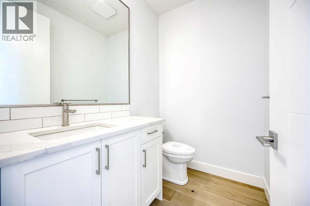 2006 26a Street Sw, Calgary, Alberta  T3E 2C1 - Photo 10 - A2245237