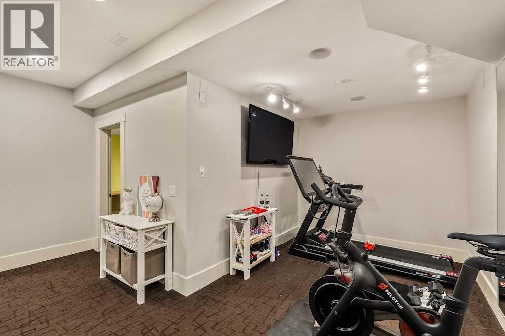 19 Sienna Ridge Bay Sw, Calgary, Alberta  T3H 3T2 - Photo 39 - A2276087