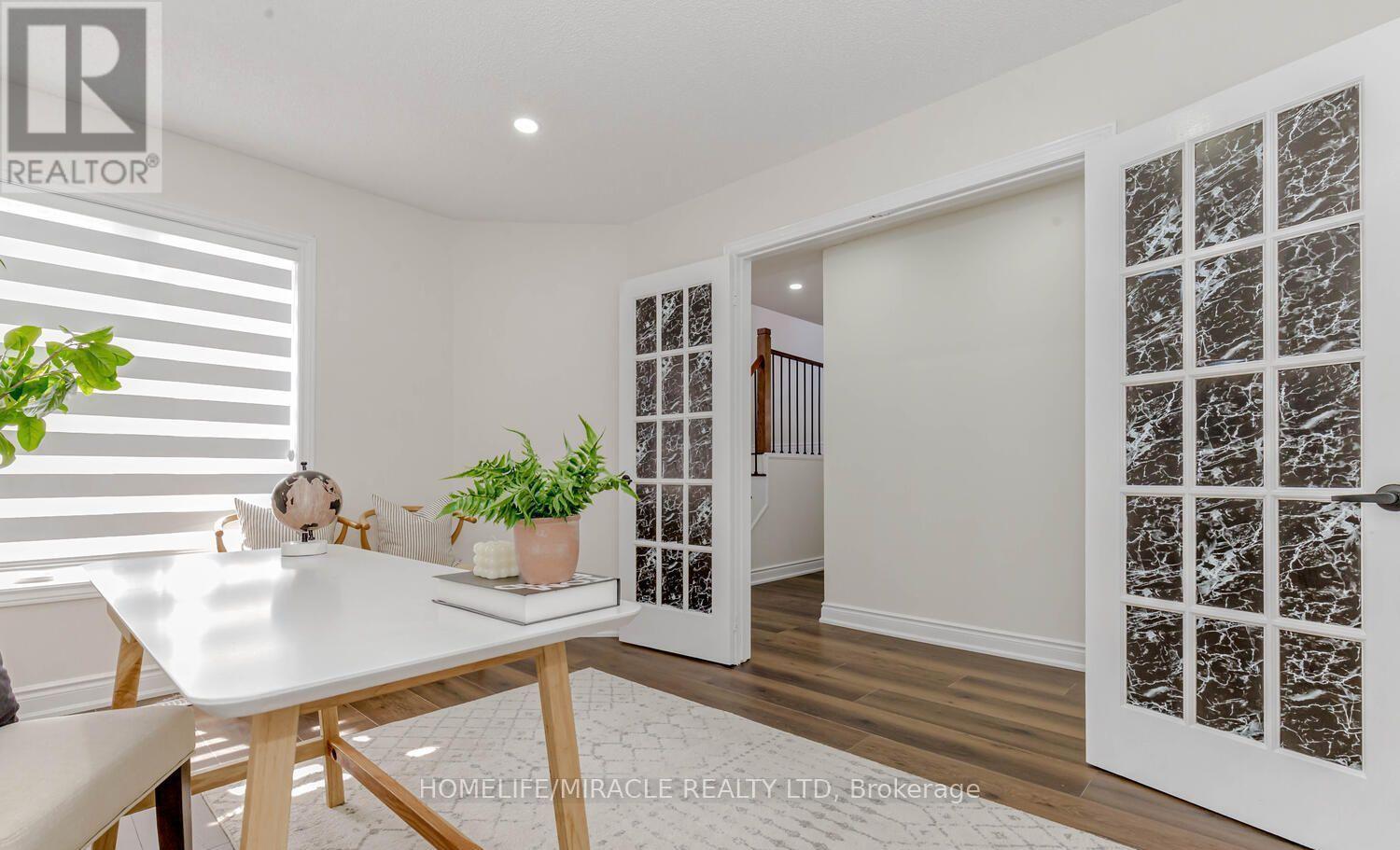 Upper - 44 Leatherhead Court, Brampton, Ontario  L6S 5E8 - Photo 7 - W12650994