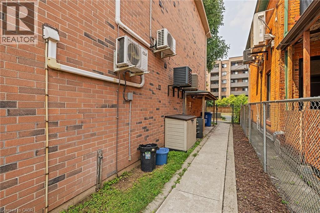 28 Victoria Avenue N Unit# 104, Hamilton, Ontario  L8L 5E1 - Photo 17 - 40769112