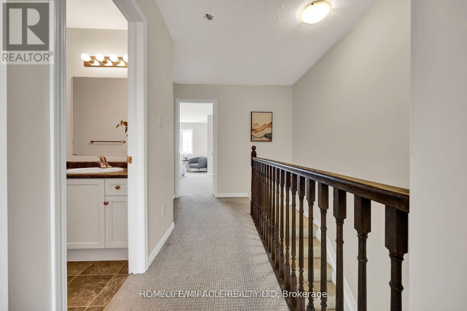 252 Countrystone Crescent, Kitchener, Ontario  N2N 3S2 - Photo 6 - X12650996