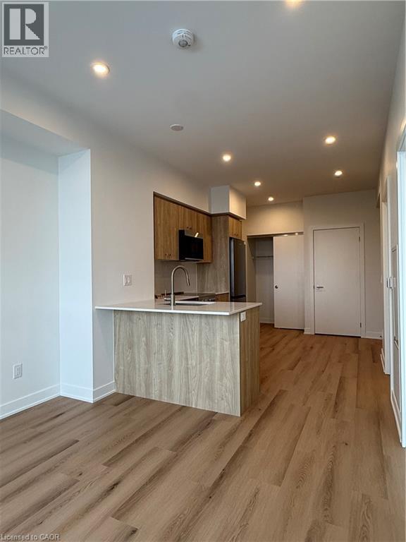 25 Wellington Street S Unit# 1801, Kitchener, Ontario  N2G 0E4 - Photo 7 - 40795045