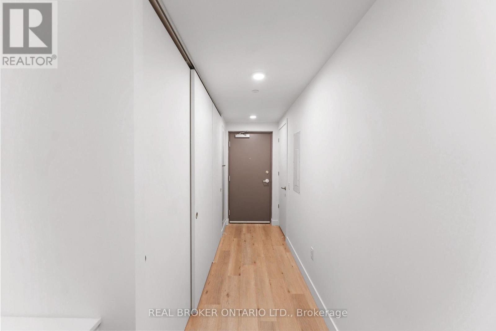 316 - 10 James Street, Ottawa, Ontario  K2P 1Y5 - Photo 2 - X12651010