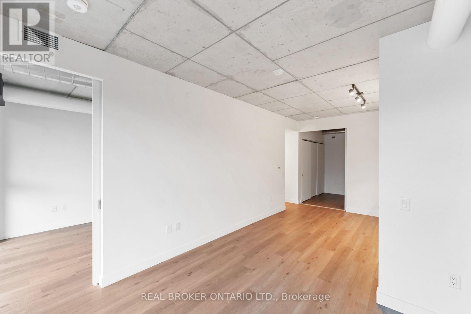 316 - 10 James Street, Ottawa, Ontario  K2P 1Y5 - Photo 6 - X12651010