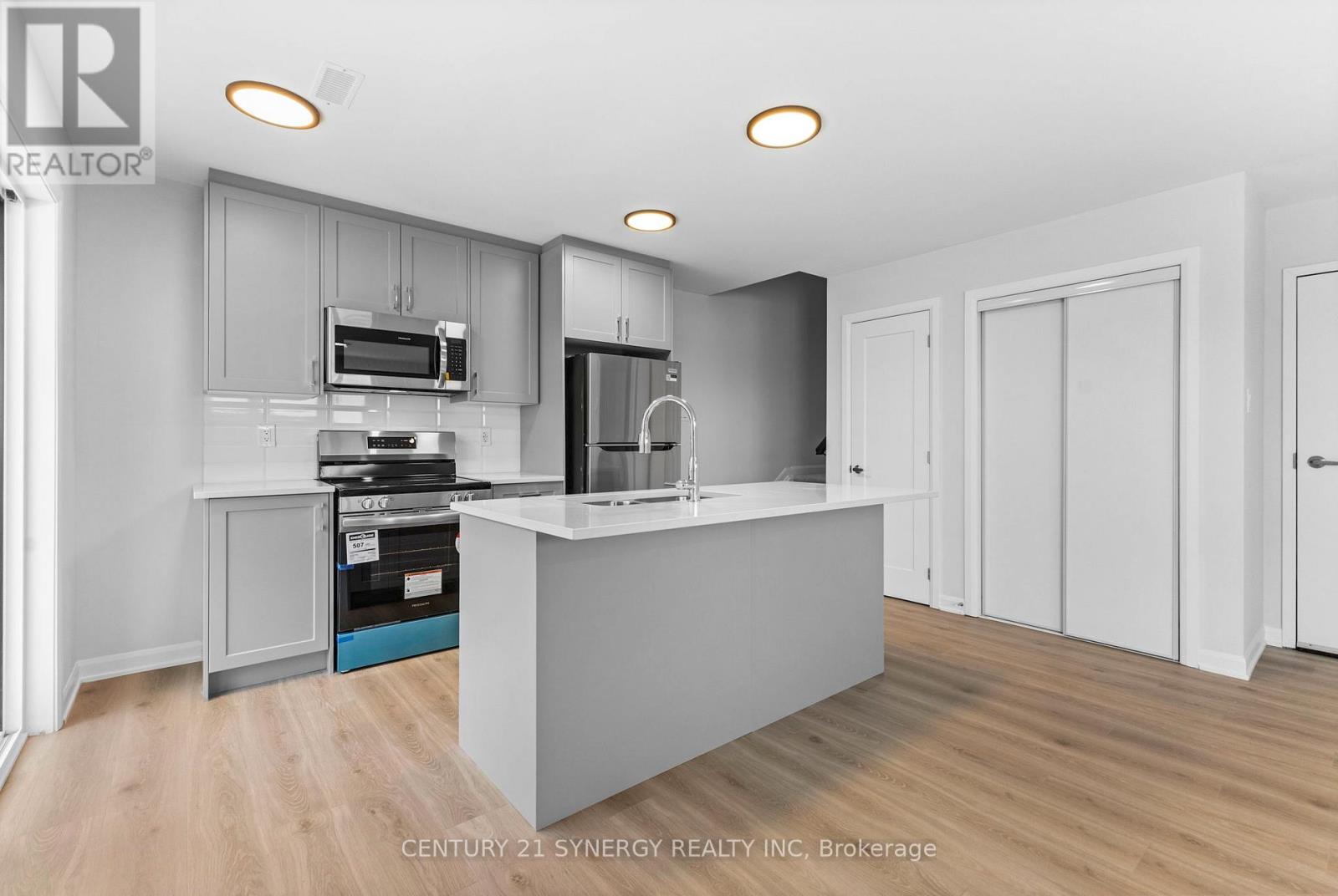 11 - 801 Glenroy Gilbert Drive, Ottawa, Ontario  K2J 7N8 - Photo 8 - X12651026