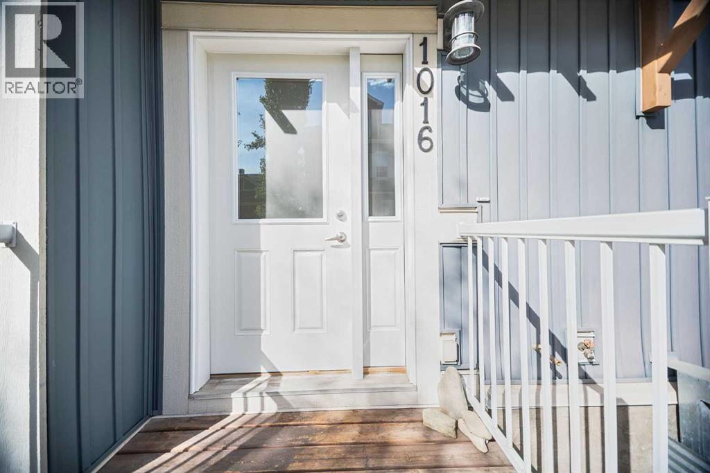 1016, 10 Auburn Bay Avenue Se, Calgary, Alberta  T3M 0P8 - Photo 3 - A2260014