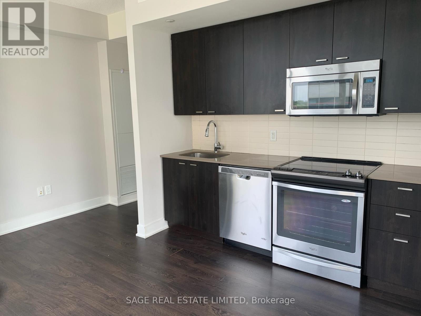 805 - 30 Roehampton Avenue, Toronto, Ontario  M4P 0B9 - Photo 5 - C12651022