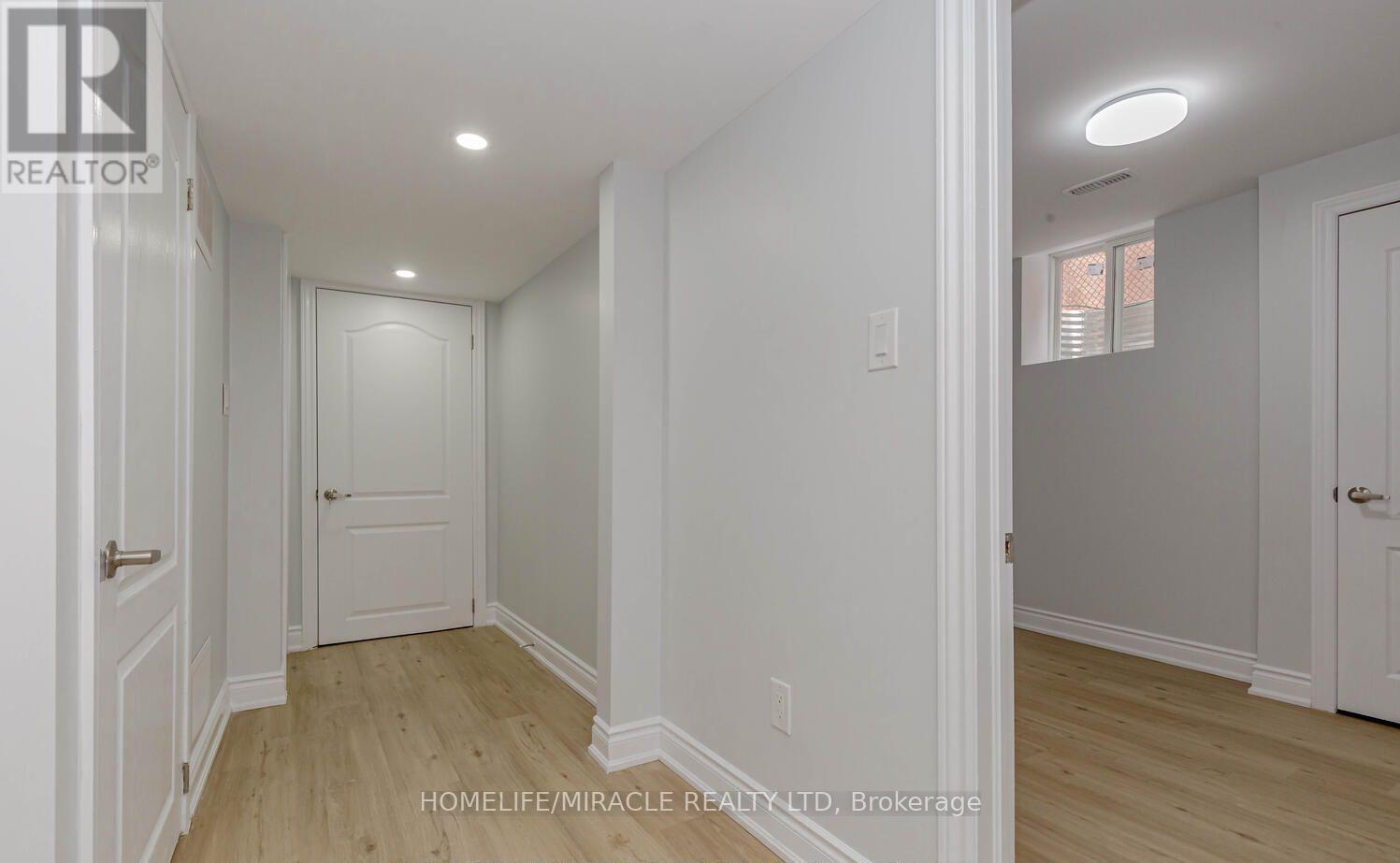 Lower - 44 Leatherhead Court, Brampton, Ontario  L6S 5E8 - Photo 13 - W12650998