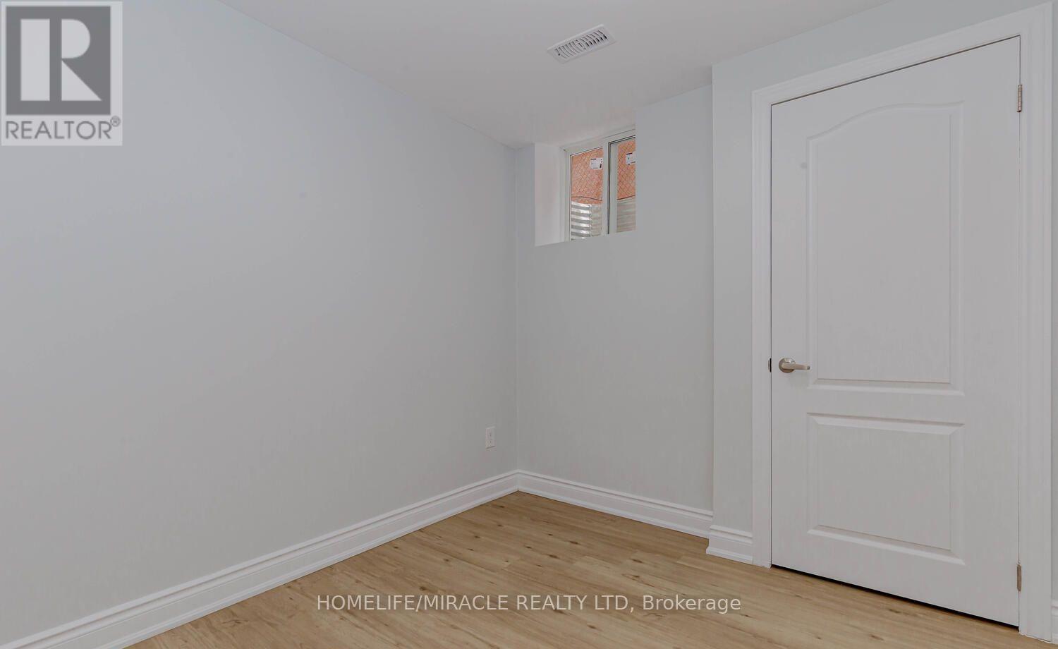 Lower - 44 Leatherhead Court, Brampton, Ontario  L6S 5E8 - Photo 14 - W12650998