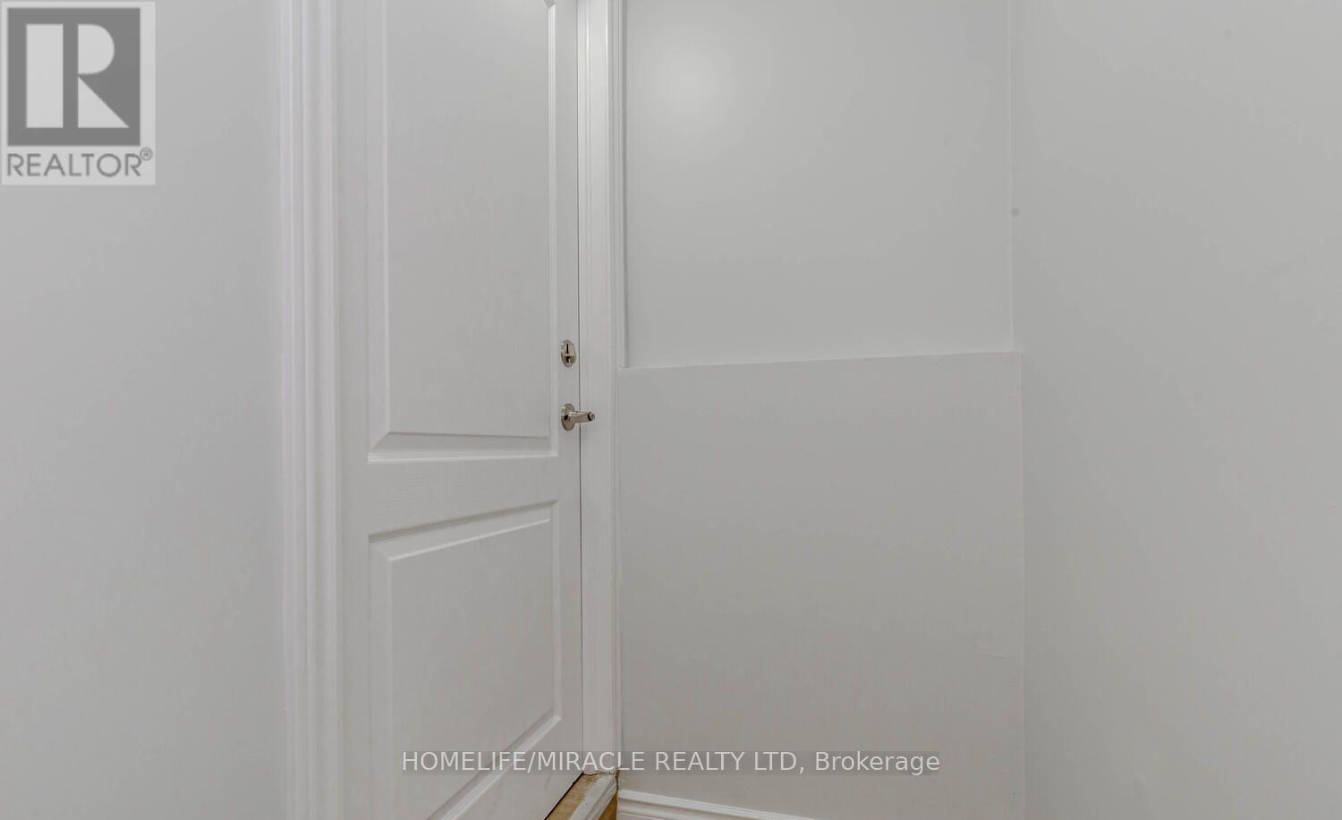 Lower - 44 Leatherhead Court, Brampton, Ontario  L6S 5E8 - Photo 25 - W12650998